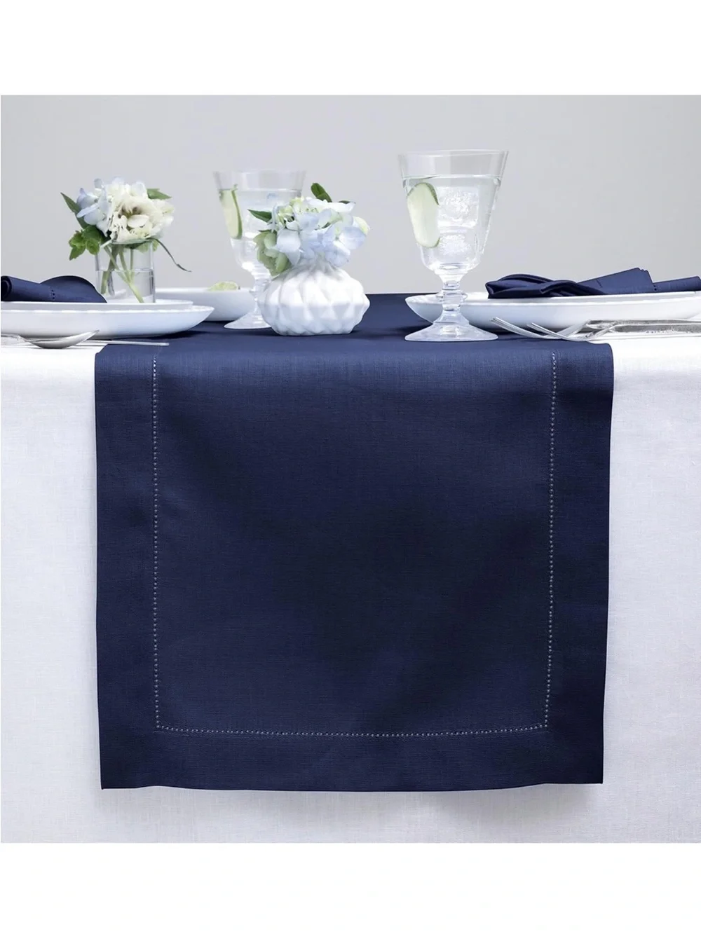 NEW Solino Home 100% Pure Linen Table Runner Navy, Classic Hemstitch 14 x 90 in
